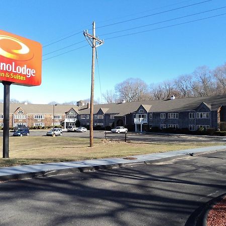 Econo Lodge Inn & Suites Groton Kültér fotó